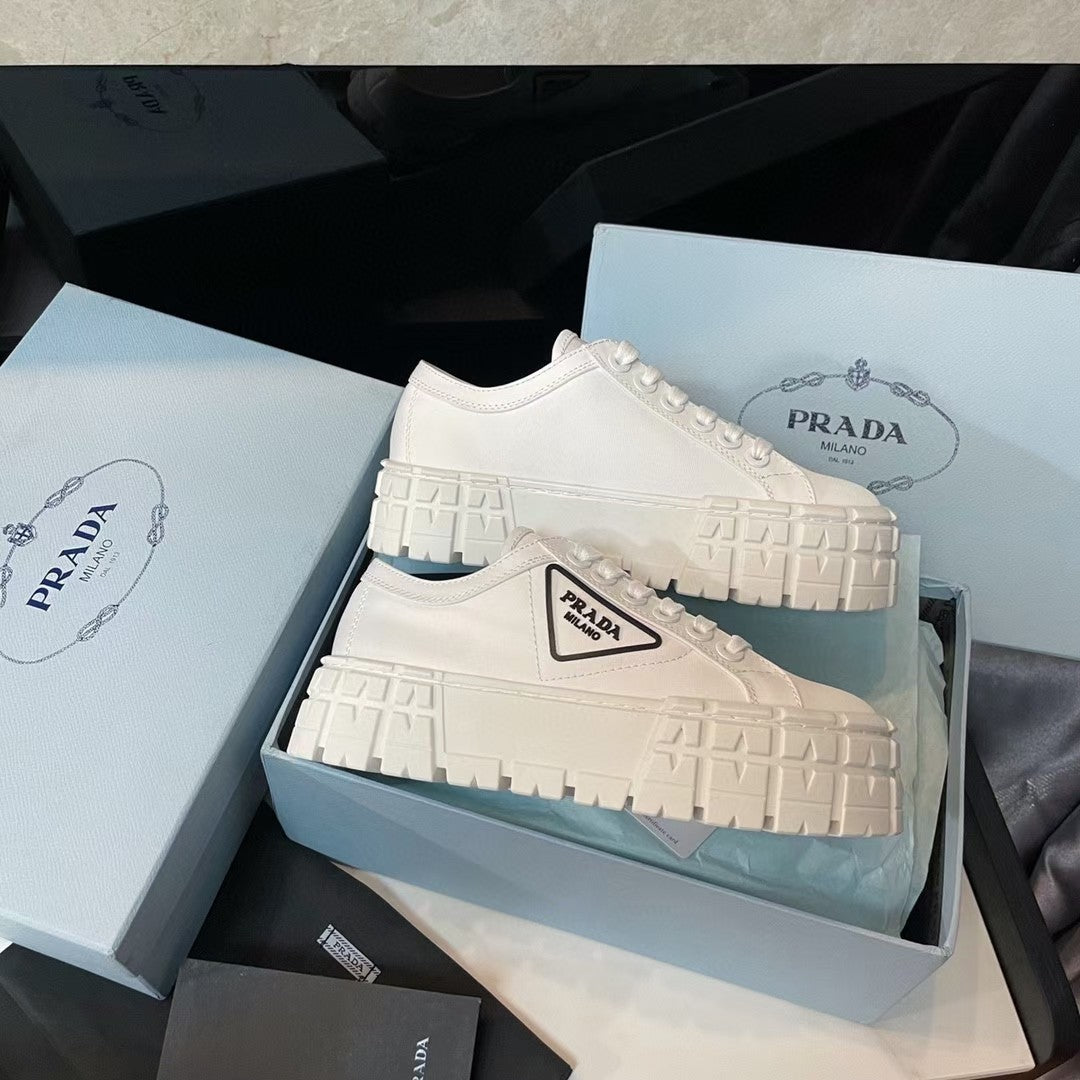Prada sneaker