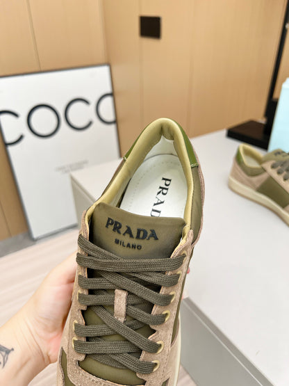 Prada sneaker