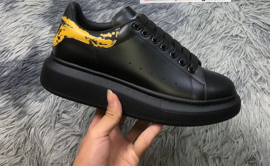 Alexander McQueen Sneaker