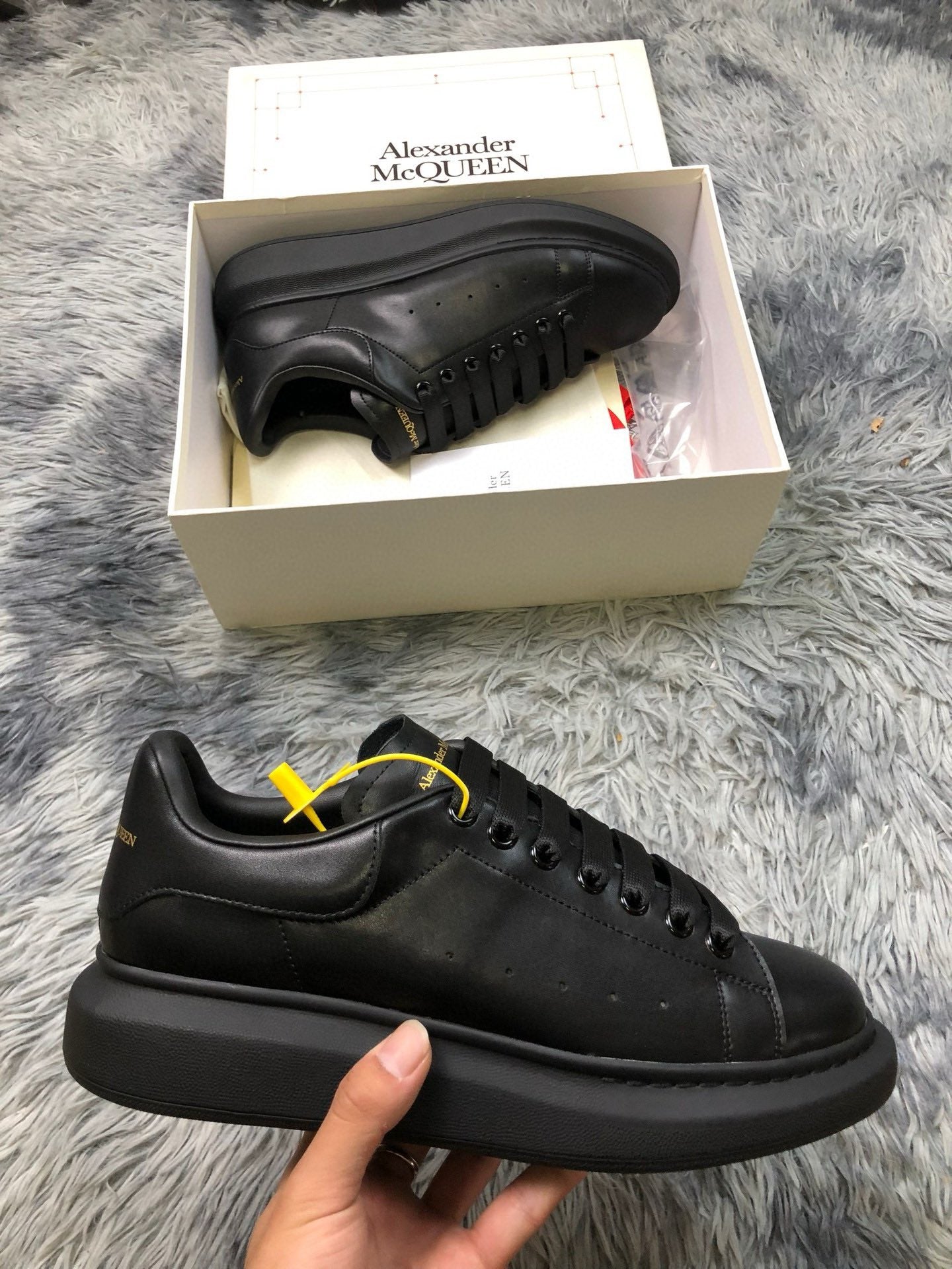 Alexander McQueen Sneaker