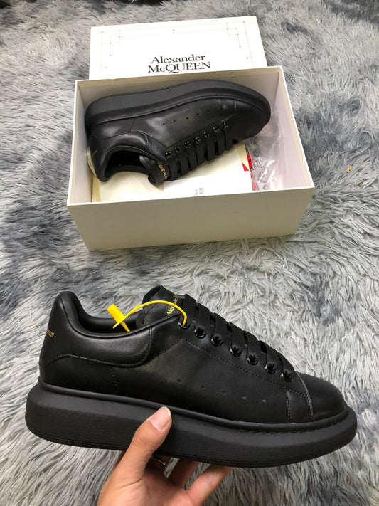 Alexander McQueen Sneaker