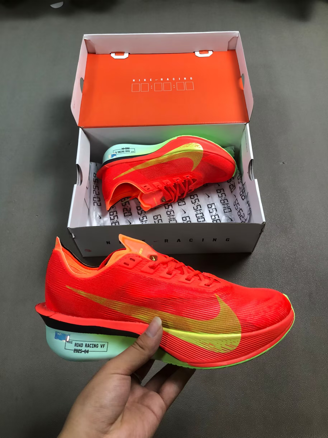 Nike ZoomX Vaporfly Next% 4 Sneaker