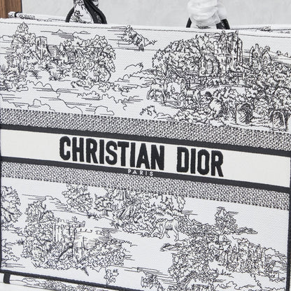 Dior bag